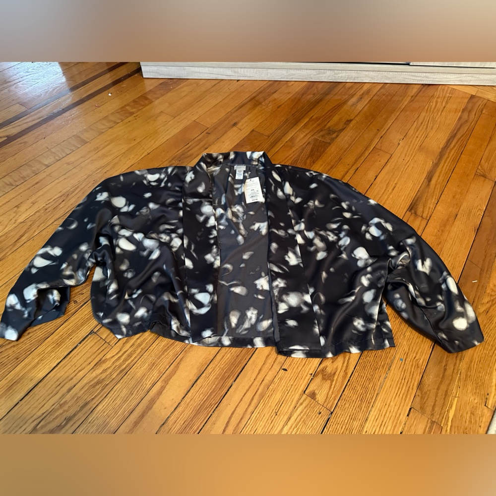 A New Day women’s blouse NWT